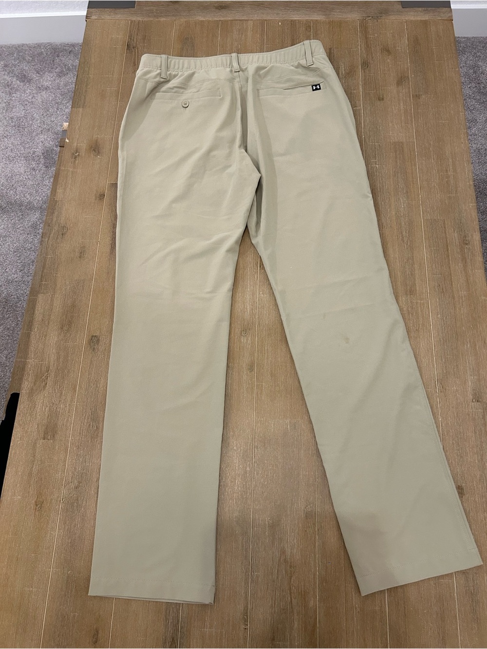 Under Armour Men's Khaki Chino Pants - Classic Straight Fit ⛳️ - Picture 3 of 7